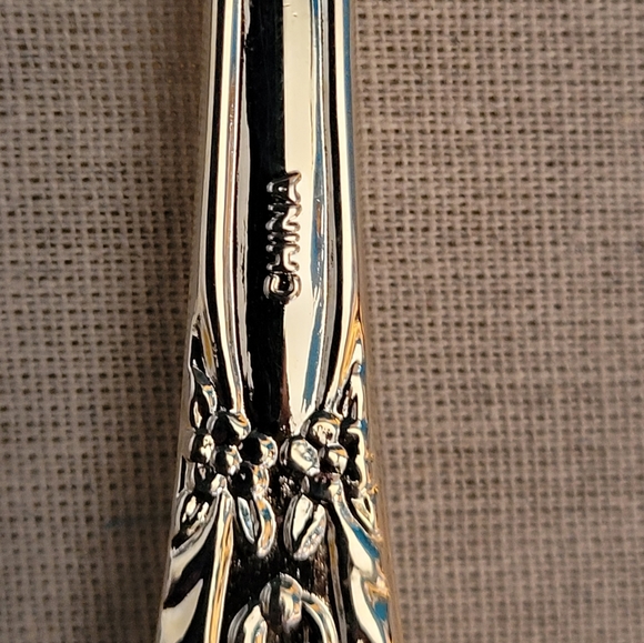 Antique SILVER PLATED ENCHANTED ROSE 48 PC SILVERWARE FLATWARE SET SEALED - Picture 15 of 16